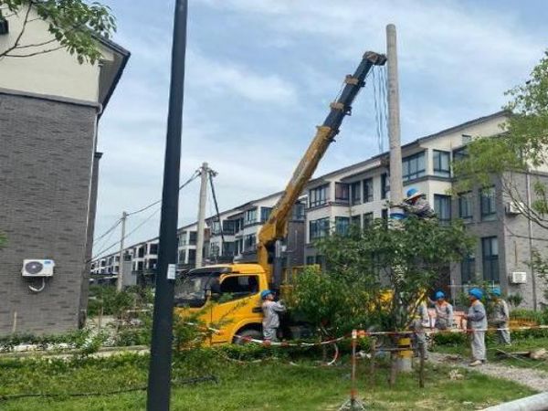雙牌縣吊車出租(中聯吊車手動單缸插銷教學)