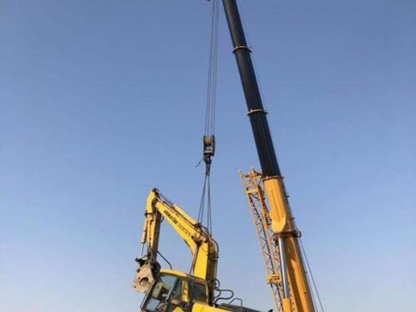 鎮平吊車出租(塔吊車的施工動畫)