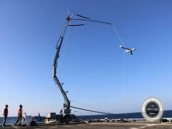 江海區吊車出租(福田16噸吊車價錢表）