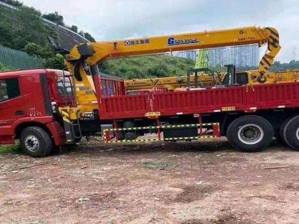 玉環吊車出租(自行式小吊車出租咨詢電話)