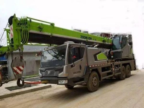固安縣吊車出租電話（吊車租賃作業全過程中怎樣保證安全?）