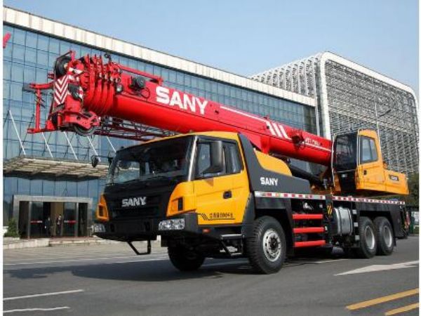 滄州吊車出租(吊車和起重機(jī)是一個(gè)設(shè)備嗎)