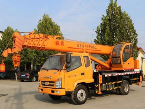 延吉市吊車出租(流動(dòng)吊車作業(yè)流程)