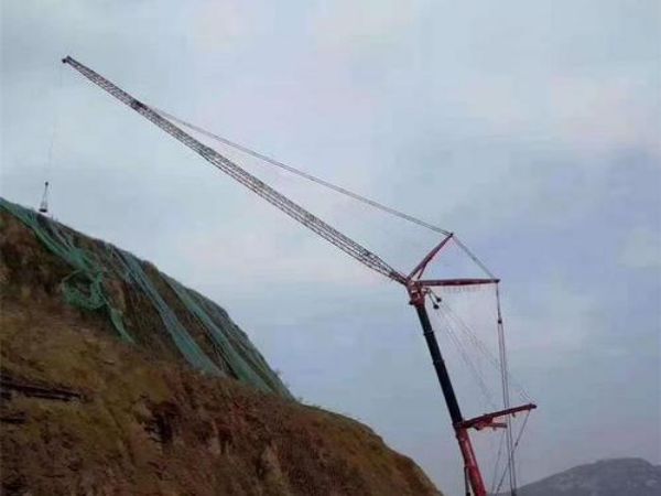 尚志市吊車出租(小型8噸吊車出租公司電話）