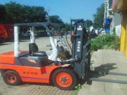 永安市叉車出租(普陀大型叉車租賃電話多少)