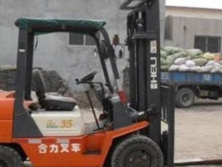 博山區叉車出租(嘉定叉車考證培訓多少錢)